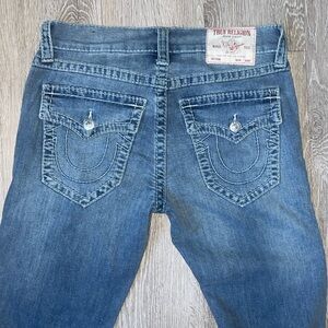 True Religion Rocco Relaxed Skinny Jean, men’s size 31 medium blue denim